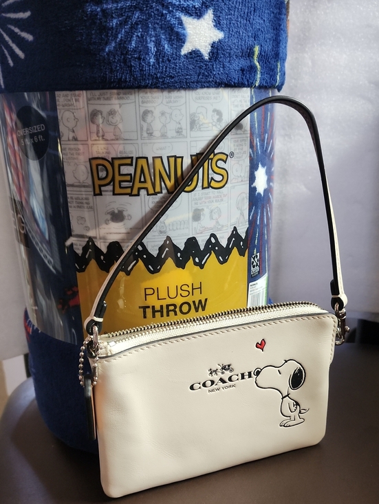 Coach Handbags - Coach X Snoopy Wristlet Euc With No CO & Oversized Plush Peanuts Throw New